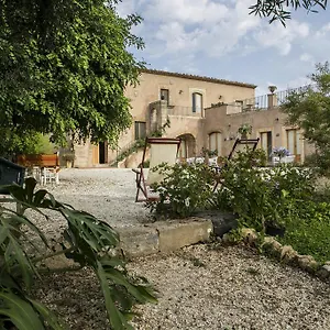 Farm La Frescura Agriturismo Syrakus