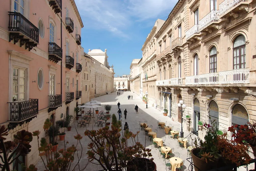 Il Salotto Di Maria Pia Bed & Breakfast Syracuse