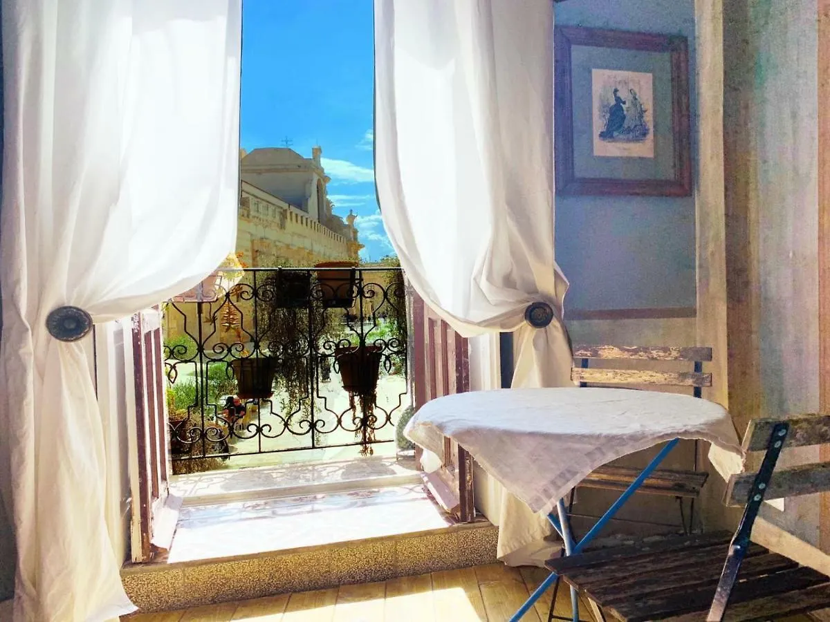 Il Salotto Di Maria Pia Bed & Breakfast Syracuse